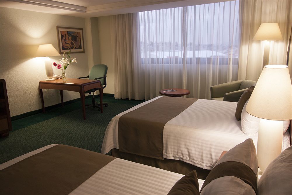 Mision Toreo Centro De Convenciones Naucalpan de Juarez Ngoại thất bức ảnh